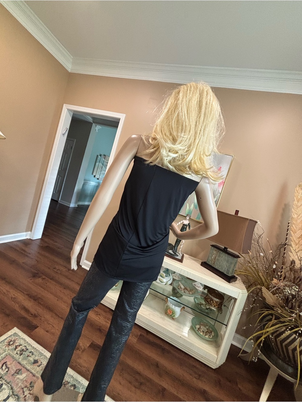 Laundry By Shelli Segal Black Strapless Twist-Front Camisole - Picture 4 of 10